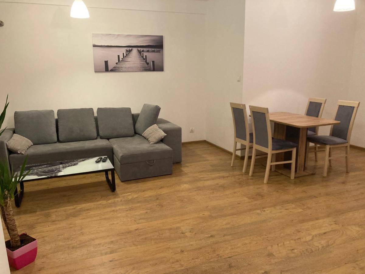Mieszkanie W Centrum Bielsko-Biala Luaran gambar